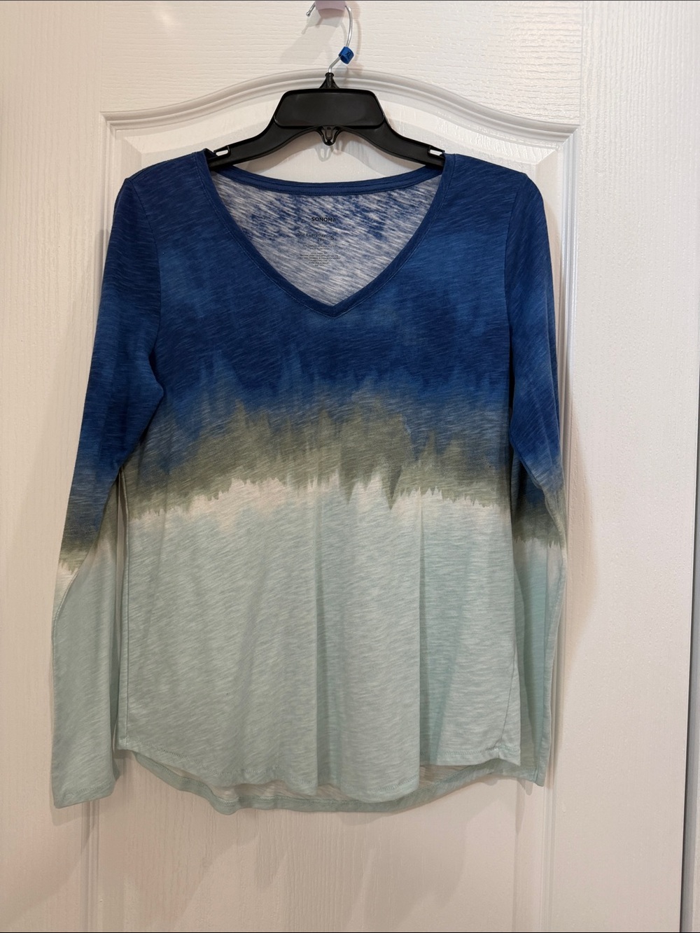 Sonoma size S Ombre V-Neck Long Sleeve Top - Blue, Green, Light Blue like new